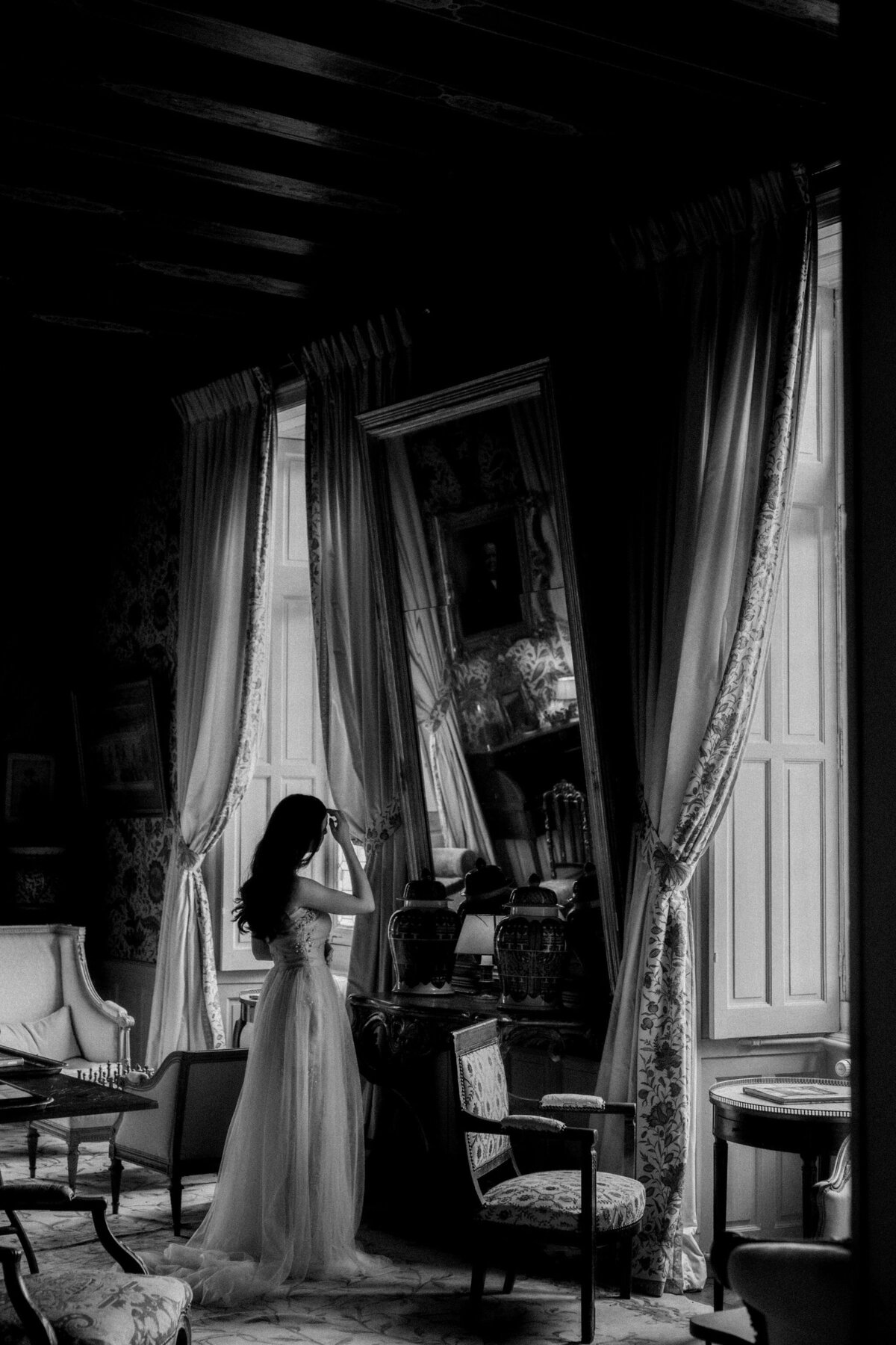 007-Chateau-de-la-Bourdaisiere-Destination-Wedding-Elopement-Photographer-Paris-Cinematic-Editorial-Luxury-Fine-Art-Lisa-Vigliotta-Photography