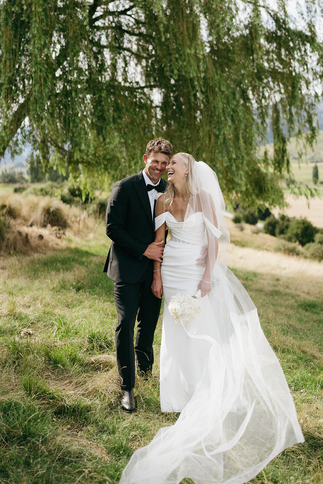 Melissa Clark Photography - Queenstown Wedding Photographer - Brenna & Taylor - Lookoutlodge Wedding-538