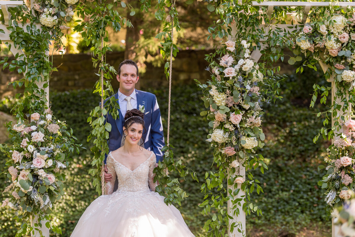 pomme wedding photography swing