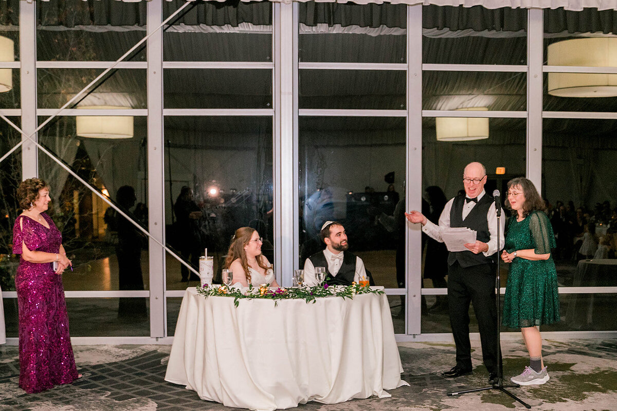 Eliana-Melmed-Photography-Chicago-LosAngeles-Jewish-WeddingPhotography-DInnerSpeeches-00062