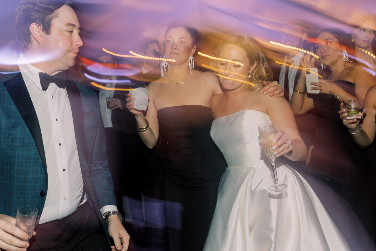 bride-groom-dancing-at-wedding-reception-783
