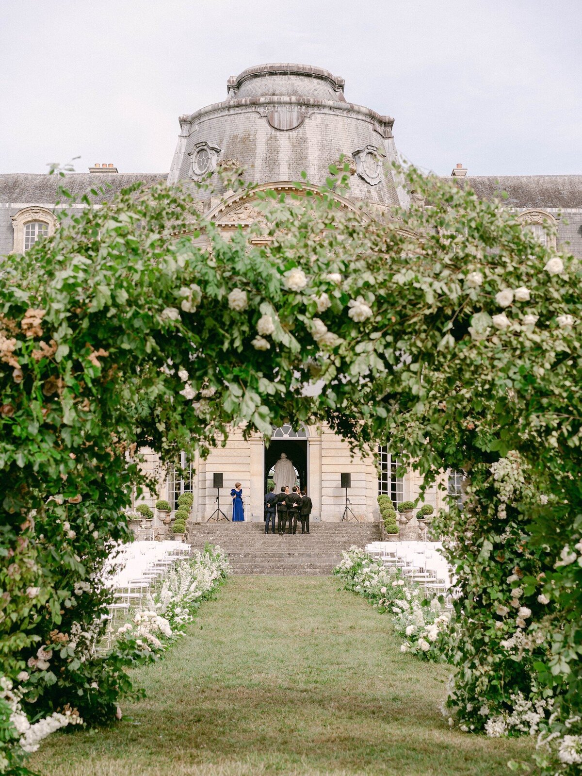 Chateau-de-Champlatreux- wedding-florist-Floraison24