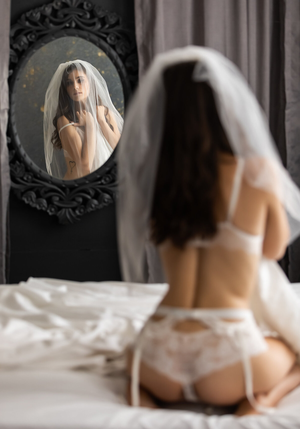Sexy-Bridal-Boudoir-Photos-018