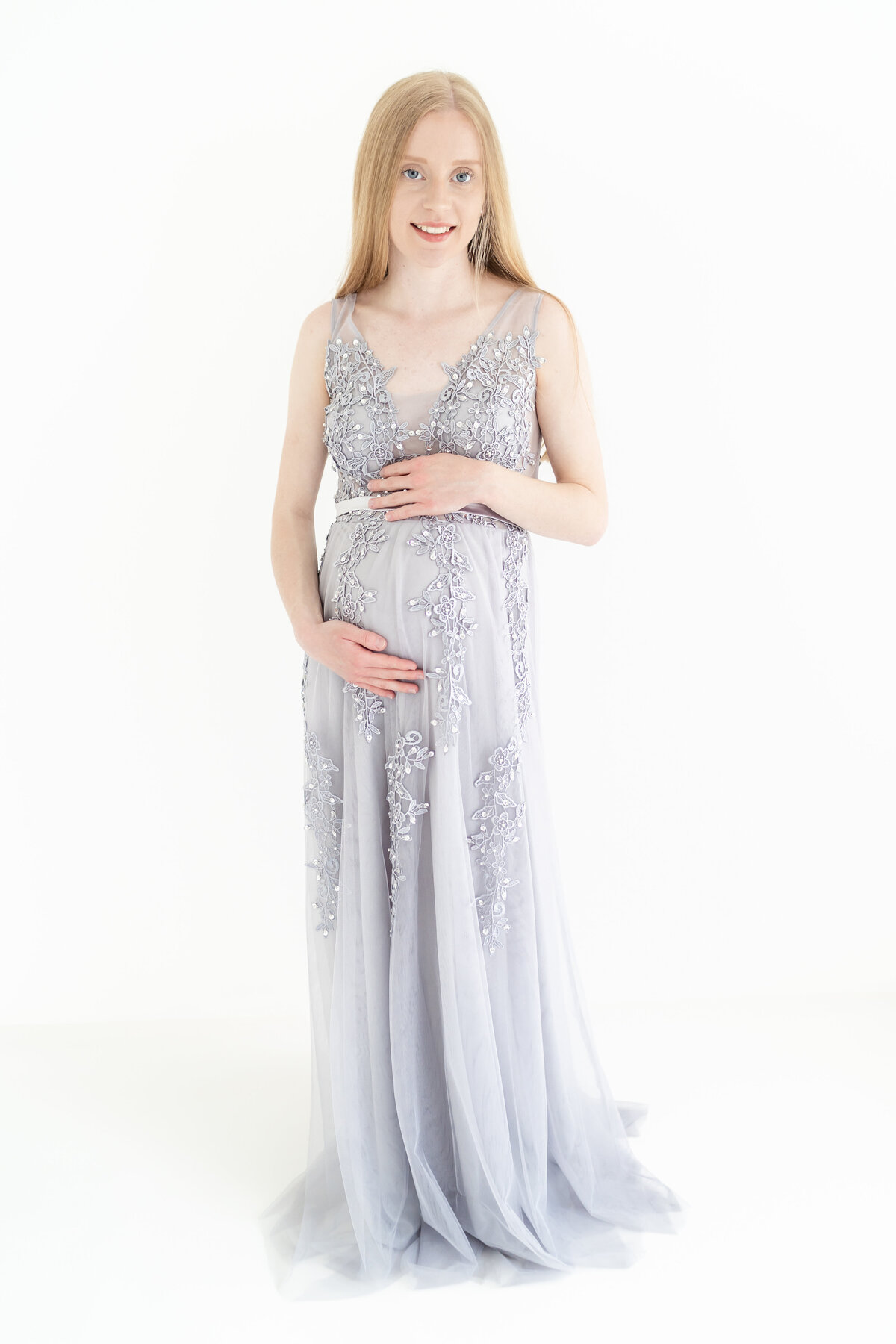 Chloe-Maternity-4