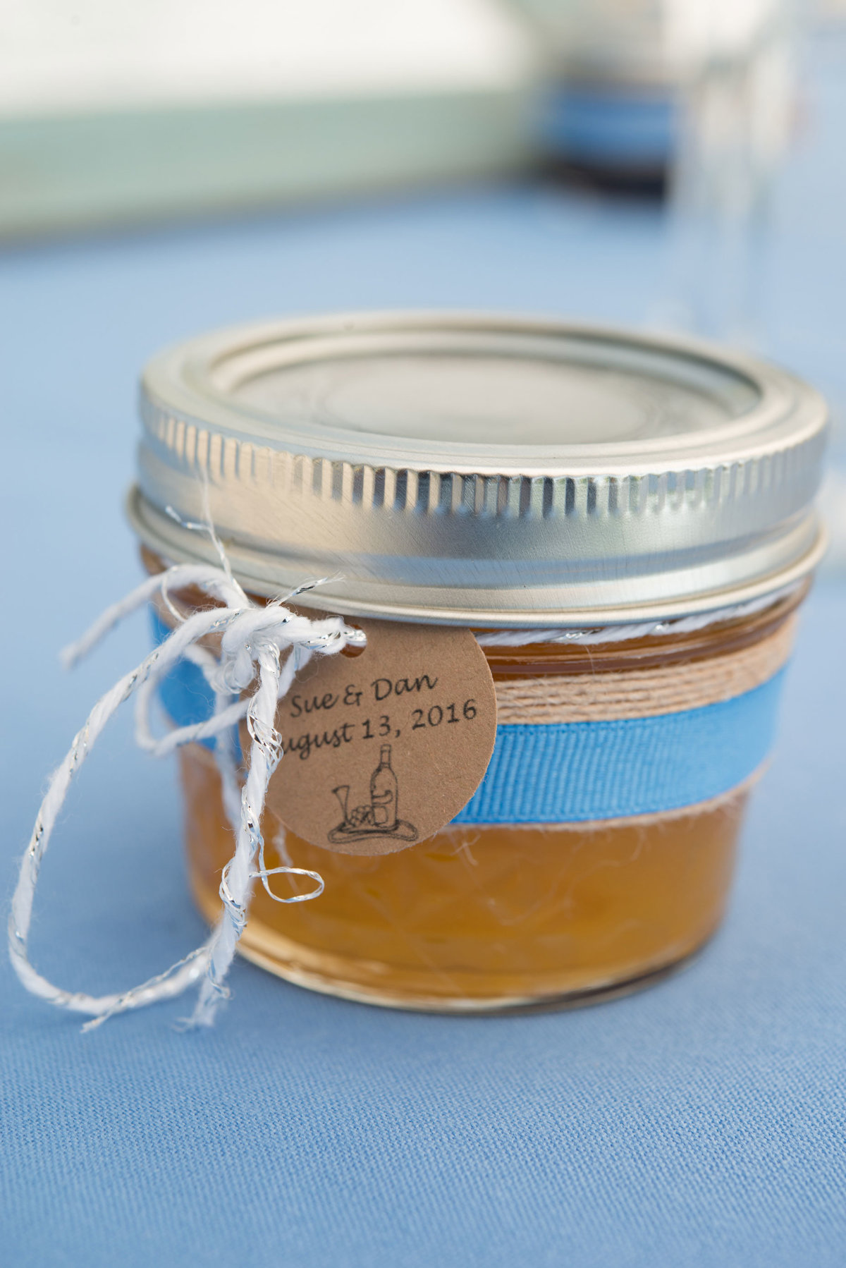 Honey jar wedding favor Duckwalk Vineyards
