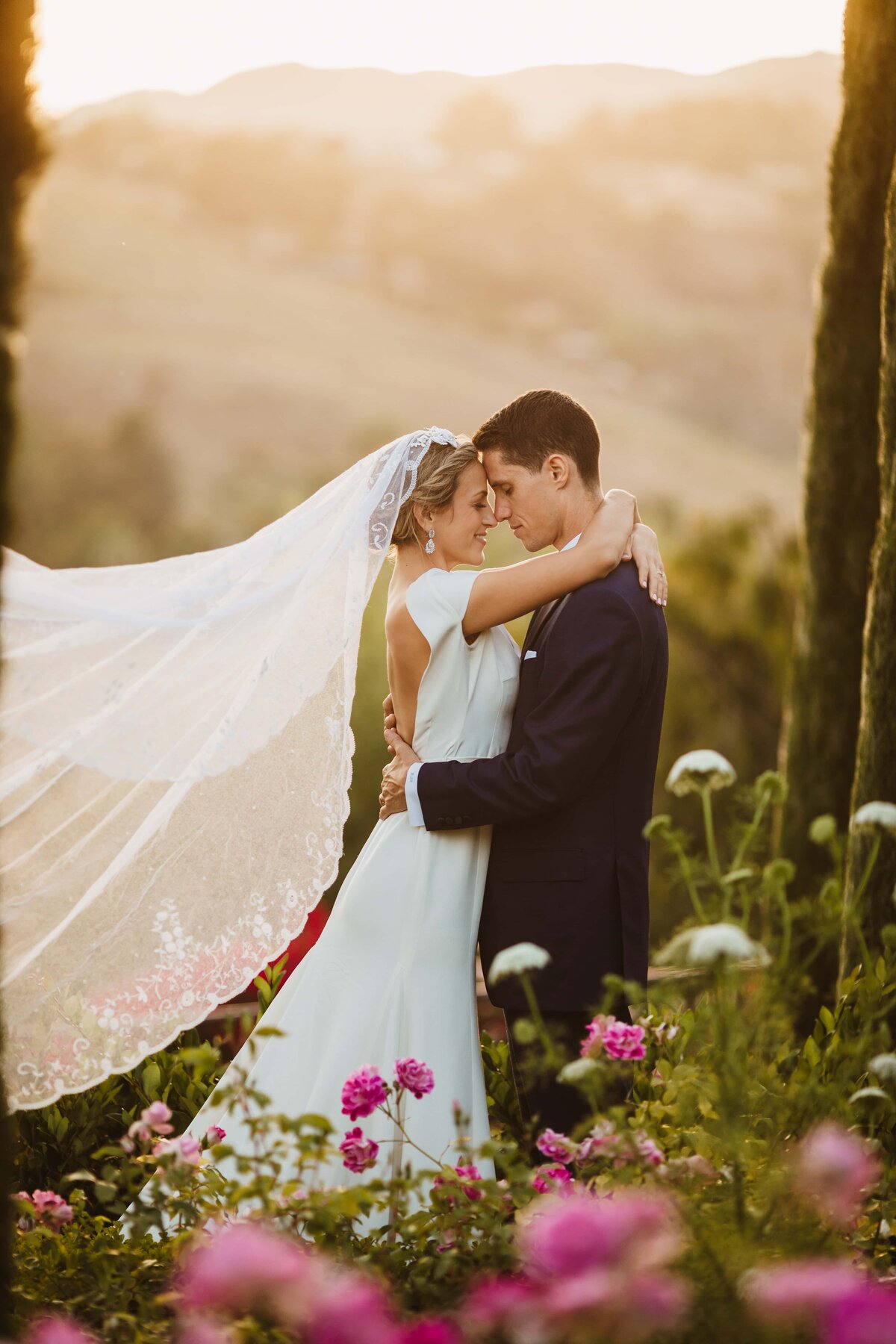 bride-groom-wedding-veil