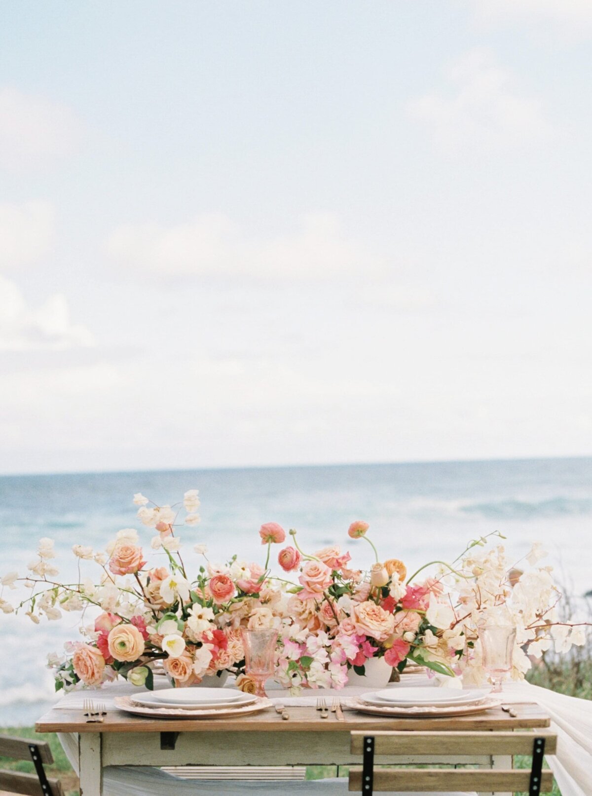 Hawaii Coastal  Wedding flowers
