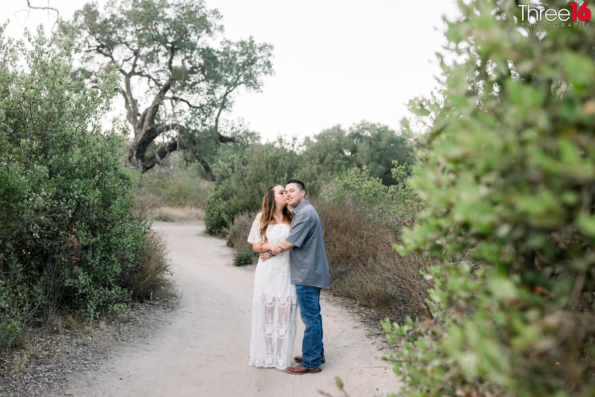 Whiting Ranch Wilderness Park Engagement Photos-1022