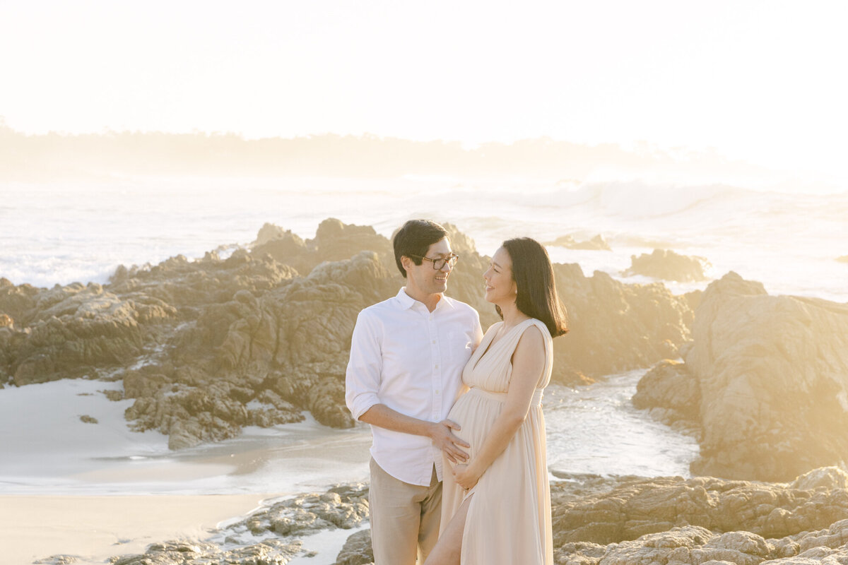 PERRUCCIPHOTO_PEBBLE_BEACH_FAMILY_MATERNITY_SESSION_29
