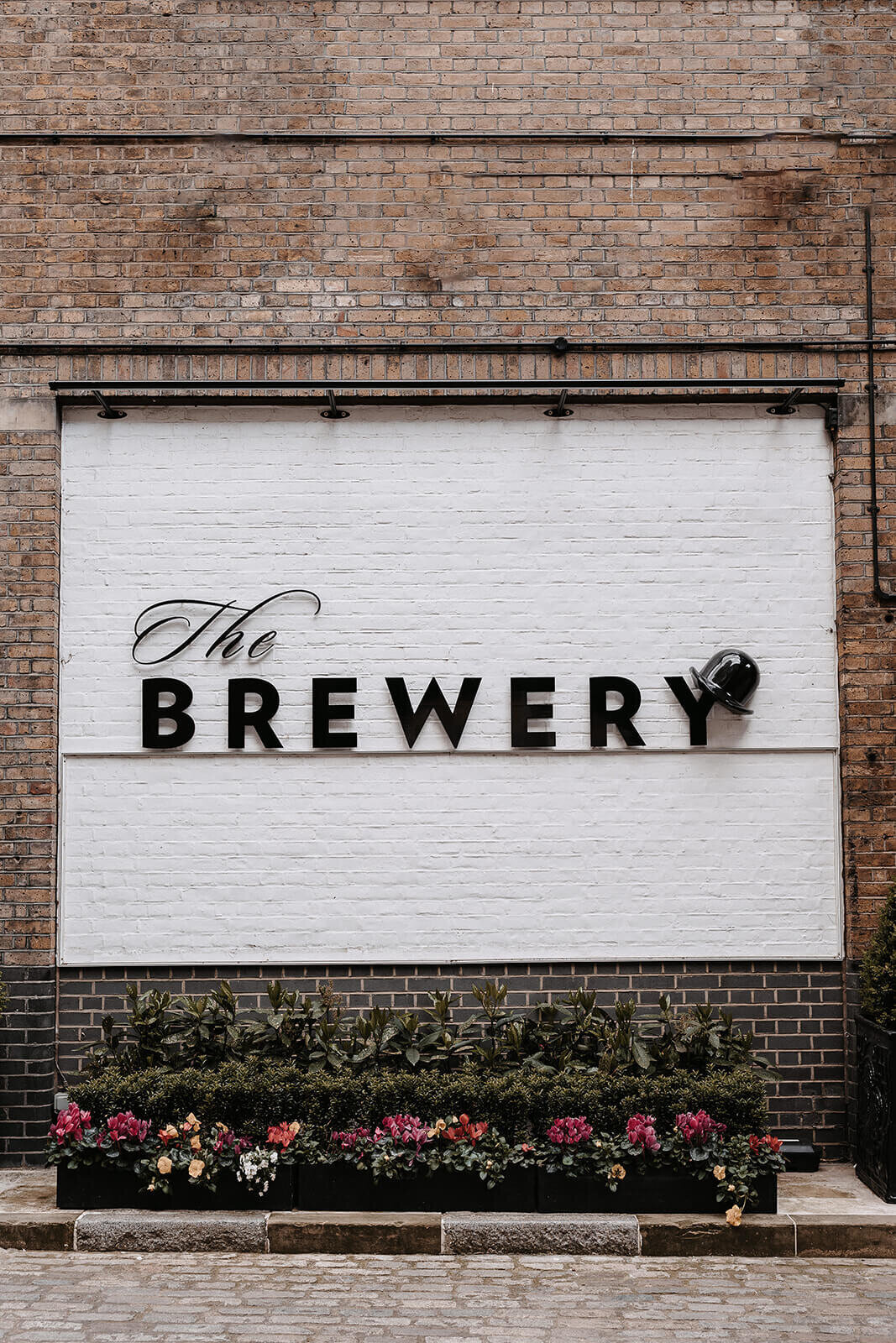 Pesh-Flowers-London-Wedding-Florist-The-Brewery-London12