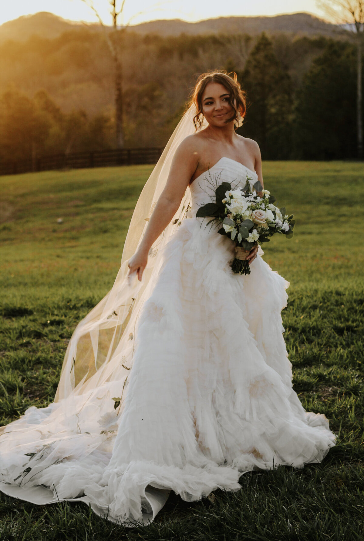 unique Nashville wedding photographer