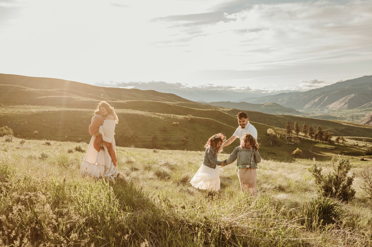 leavenworth family photographer abbygale marie photography reclamation dress-7