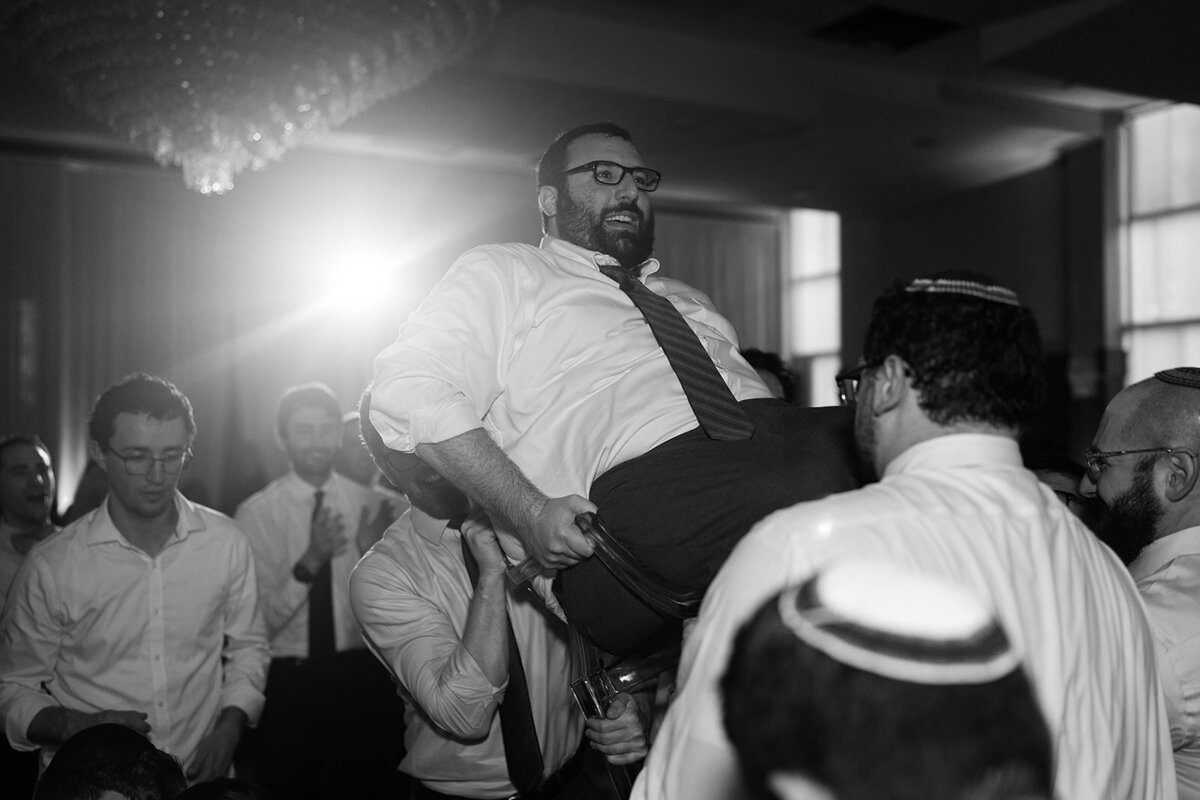 Eliana-Melmed-Photography-Chicago-LosAngeles-Jewish-WeddingPhotography-ElianaSklar-Simcha-00034