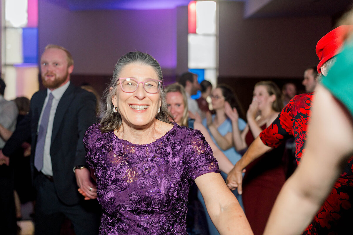 Eliana-Melmed-Photography-Chicago-LosAngeles-Jewish-WeddingPhotography-ElianaSklar-Simcha-00054