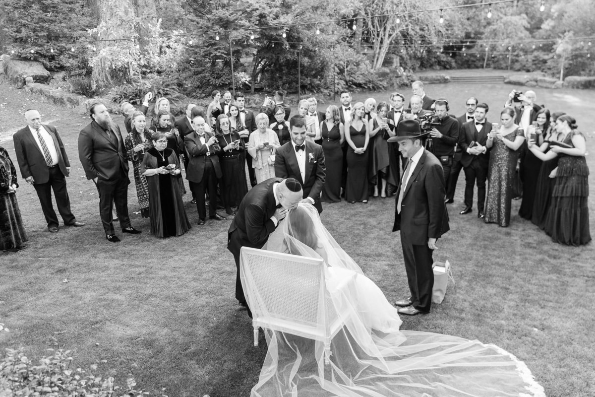 54-KTMerry-weddings-Jewish-ceremony-Meadowood-Napa-Valley