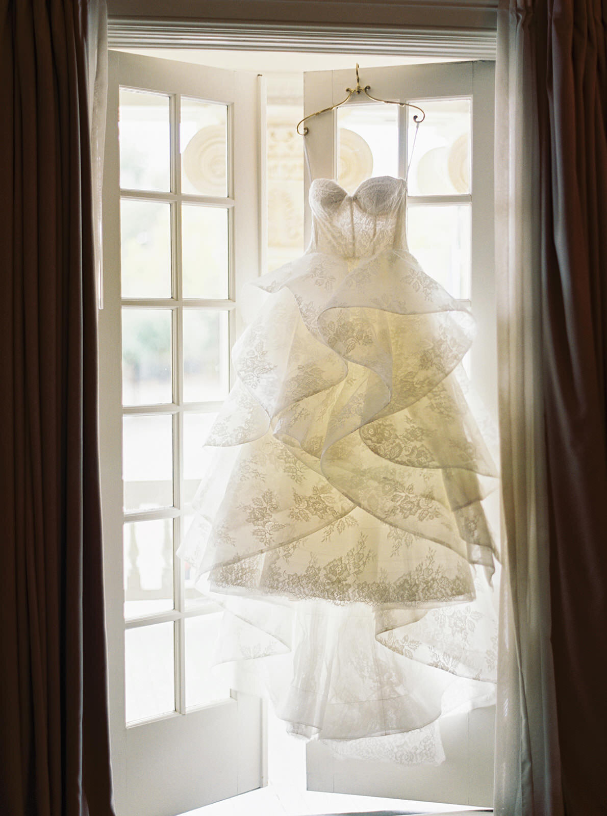CarmenBryce-WeddingCollection-featherandtwine-58-Colorful-Film-Austin-WeddingPhotographer-RuétPhoto-
