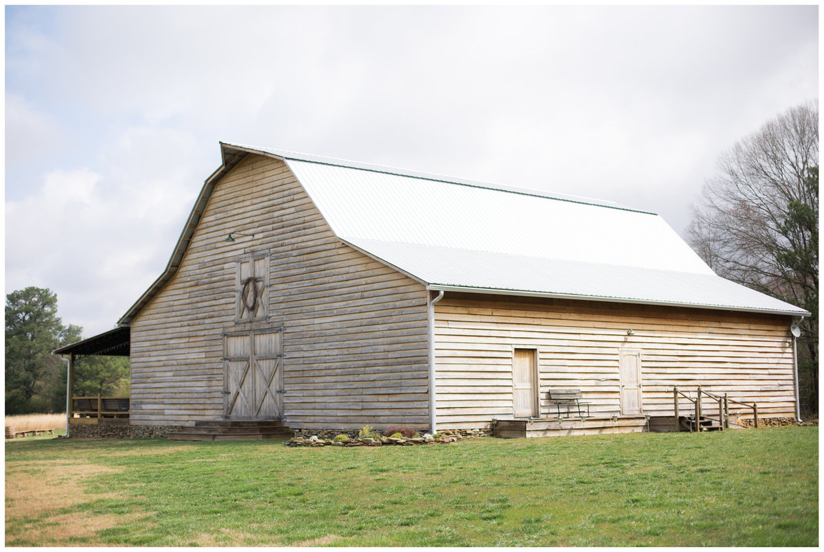 Blake Andrea Hay Barn Collinsville Alabama Wedding