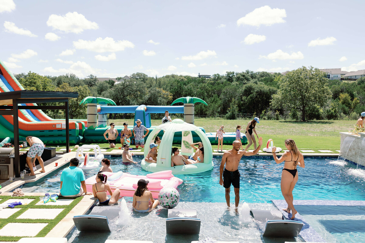 post-wedding-pool-party-austin-julie-wilhite-photography-9