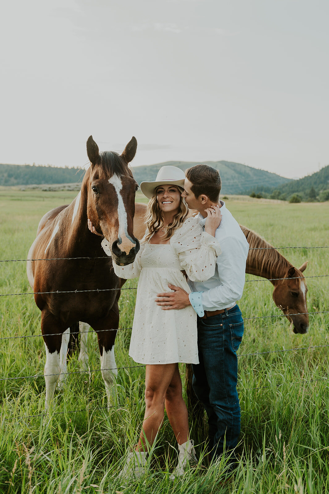 presley-gray-horse-pasture-engagement8814