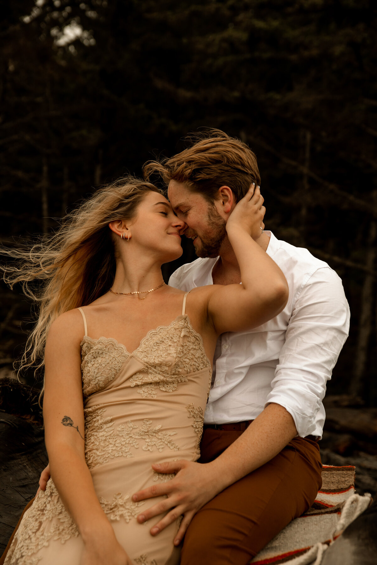 Duluth-MN-Elopement-Photographer-Roots-Revival-9177