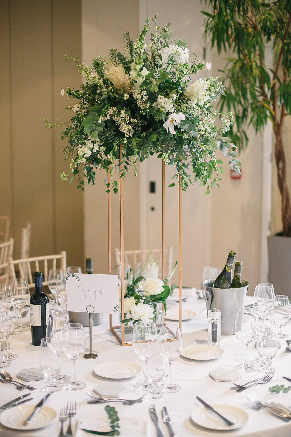 Pesh-Flowers-London-Wedding-Florist-The-Hurlingham-Club-London-flowers52