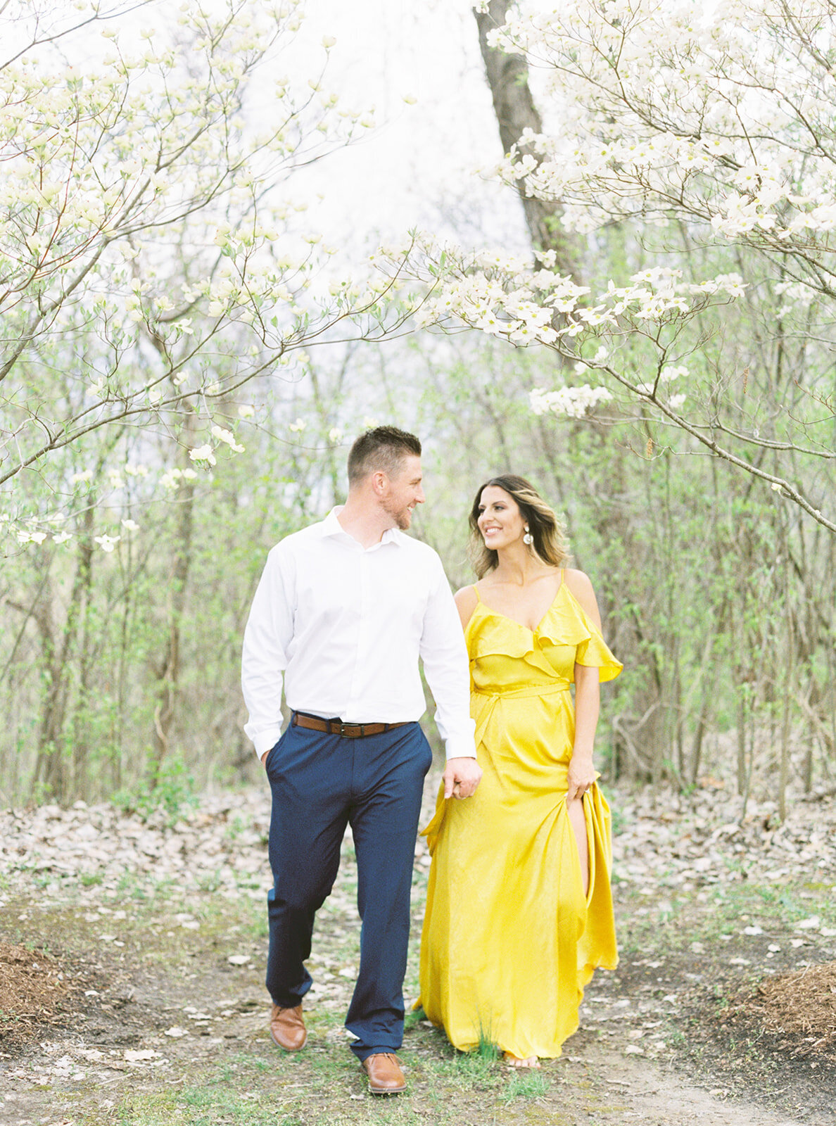 outdoor engagement photography 10