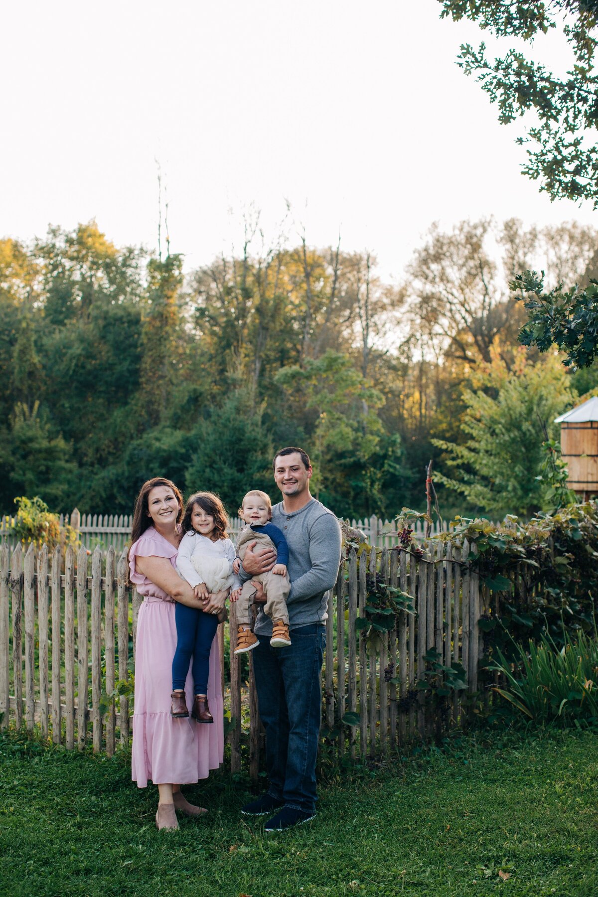Nature-Inspired-Family-Photos-Milwaukee3