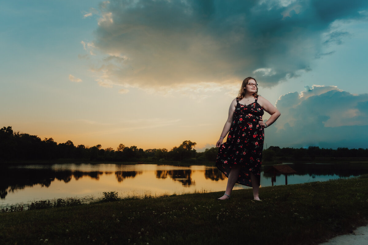 senior session at a park in Lansing Michigan