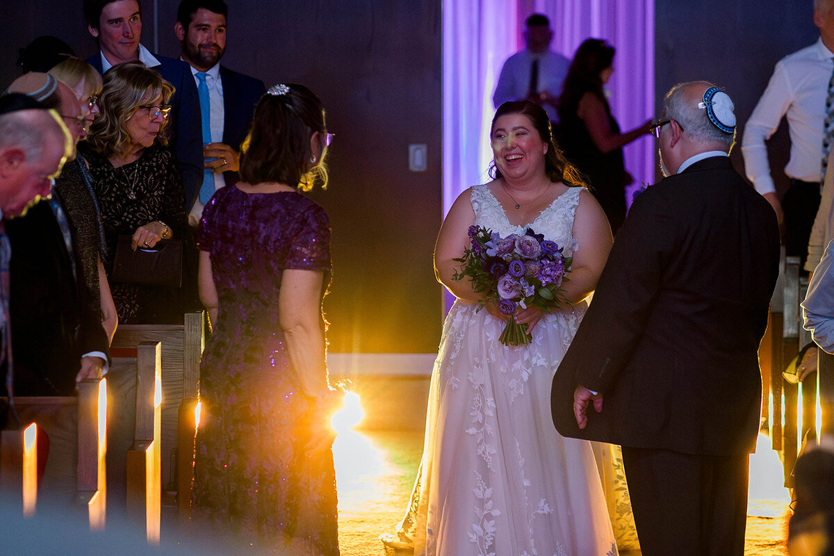 Eliana-Melmed-Photography-Chicago-LosAngeles-Jewish-WeddingPhotography-ElianaSklar-Chuppah-00079