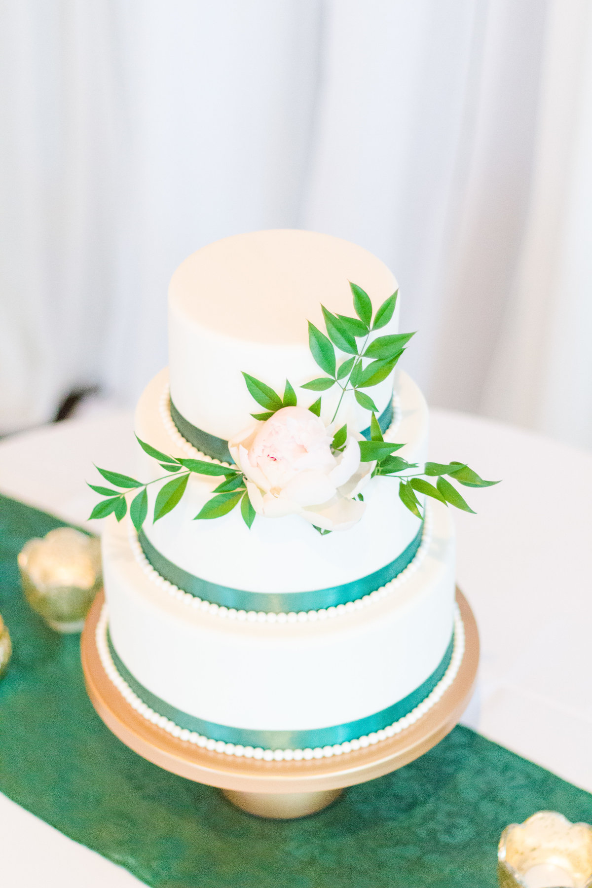 Emerald and Gold Wedding Inspiration-0006