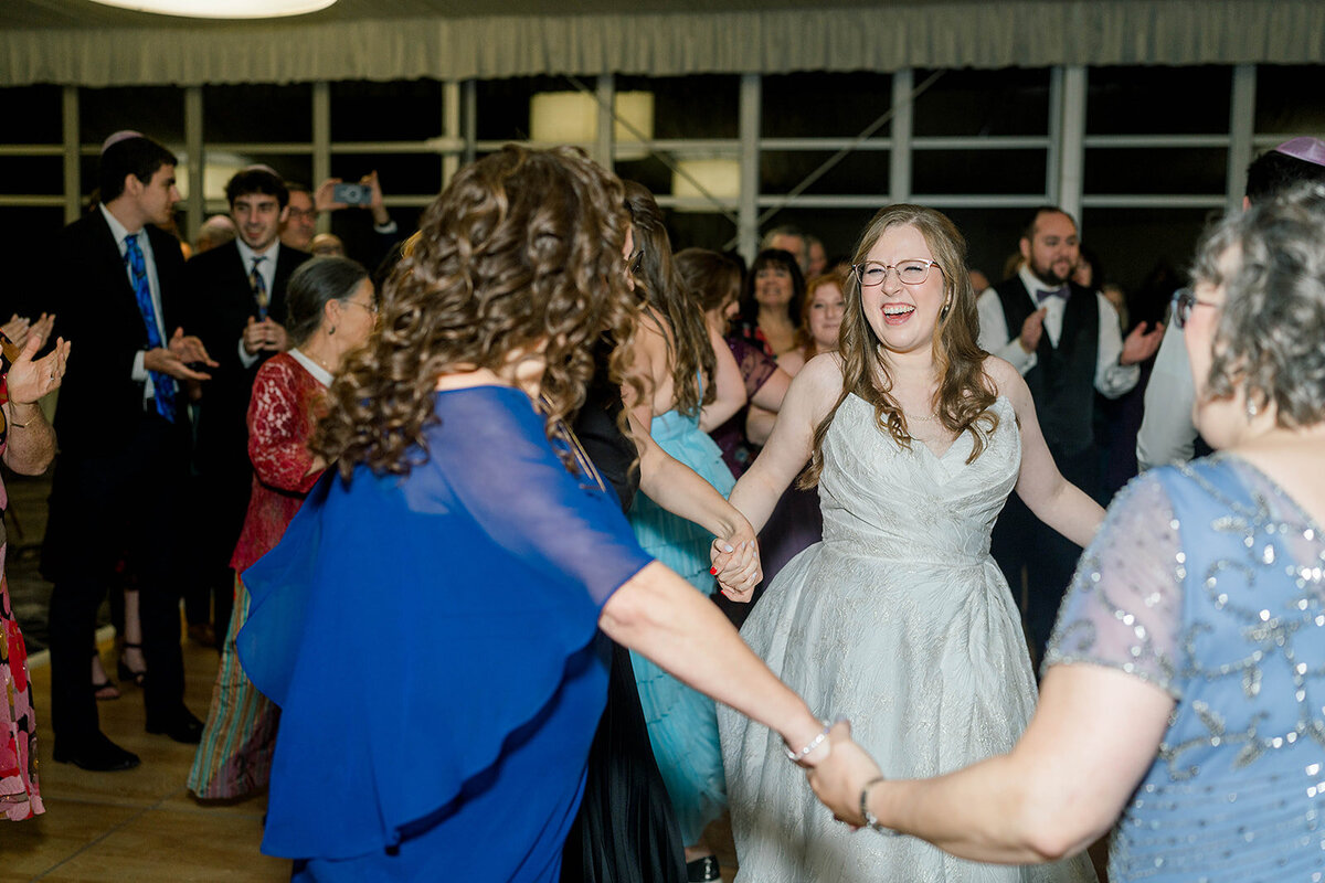 Eliana-Melmed-Photography-Chicago-LosAngeles-Jewish-WeddingPhotography-SneakPeek-00059