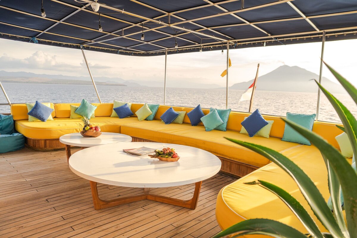 Magia II Luxury Yacht Charter Komodo Living Area Outdoor 0004