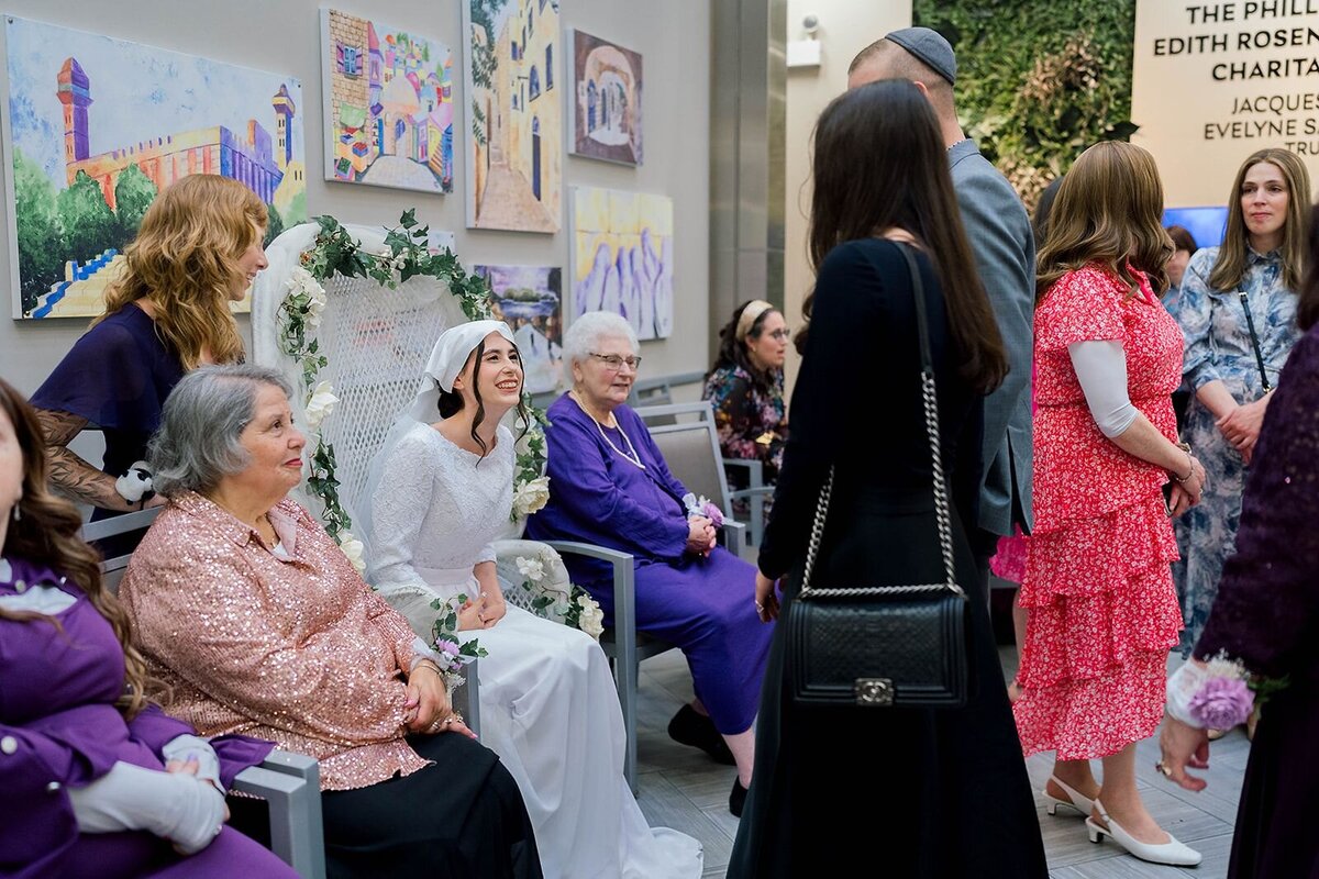 Eliana-Melmed-Photography-Chicago-LosAngeles-Jewish-WeddingPhotographer-CarmiKalman-KabbalatPanim-00015