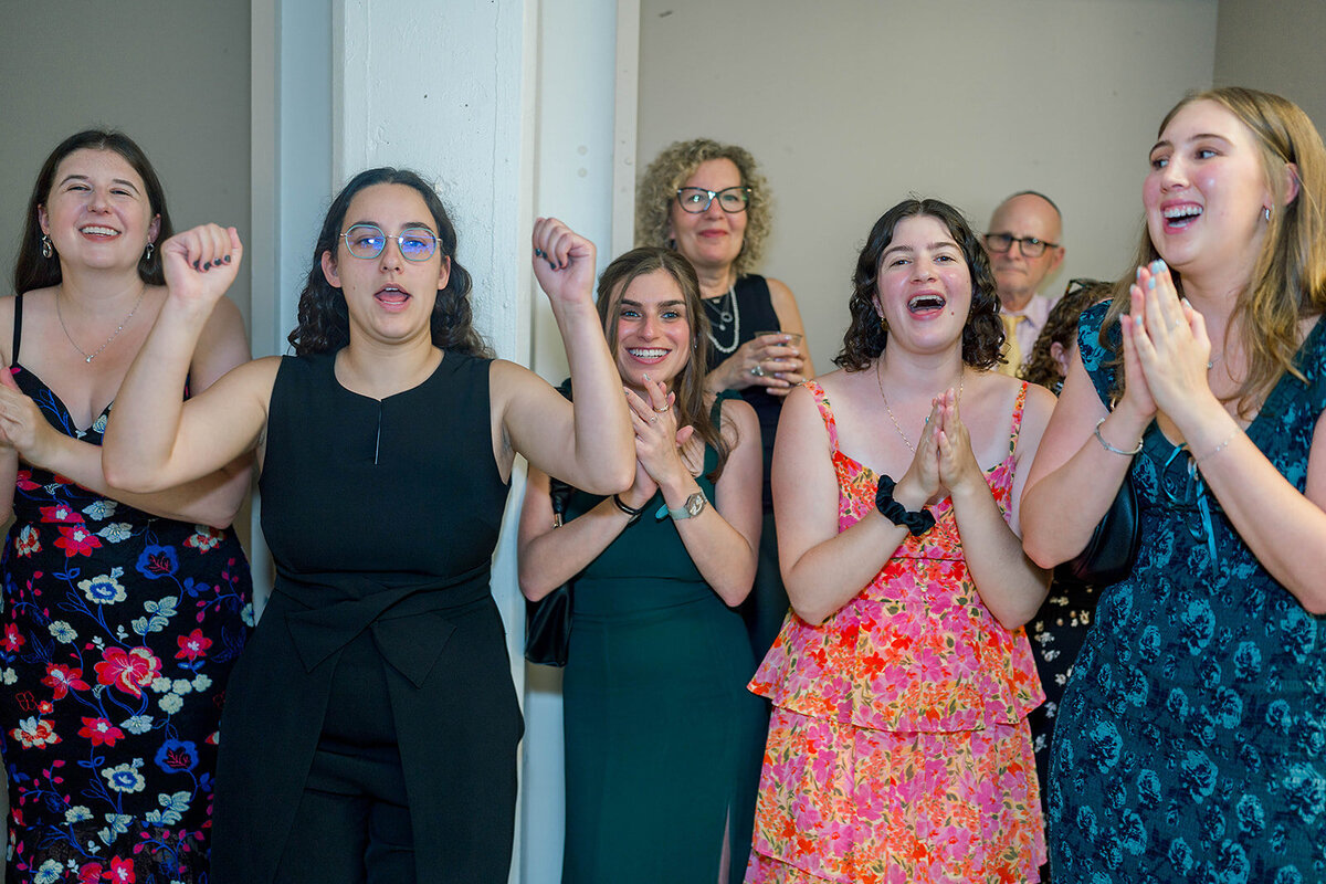 Eliana-Melmed-Photography-Chicago-LosAngeles-Jewish-WeddingPhotography-ElianaSklar-Tisch-00100