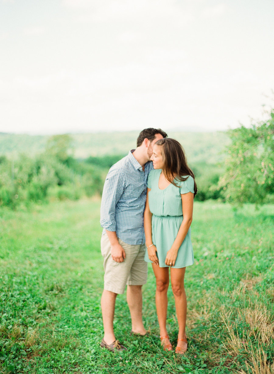 Apple-Orchard-Engagement-Lindsay-Madden-Photography-04
