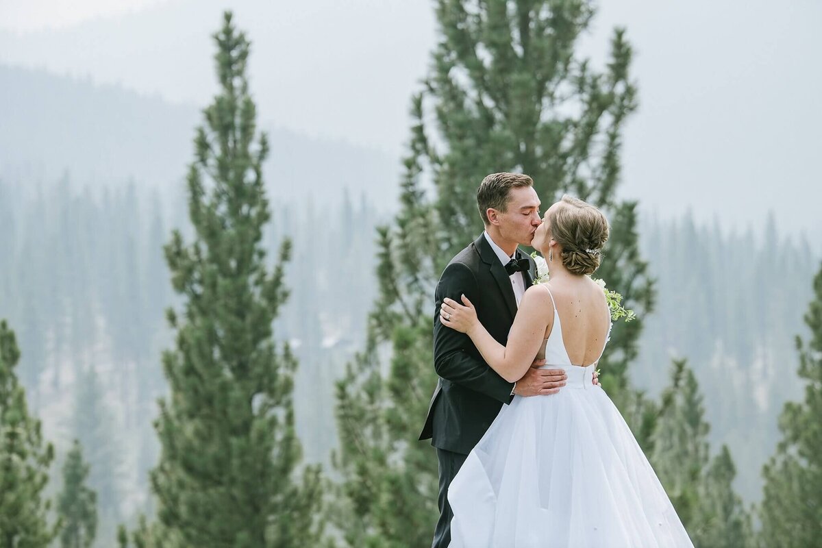 annie x Martis Camp wedding_14