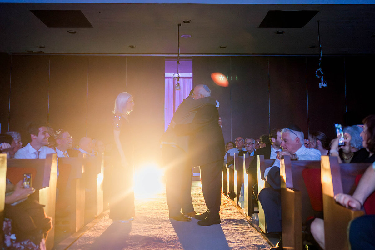 Eliana-Melmed-Photography-Chicago-LosAngeles-Jewish-WeddingPhotography-ElianaSklar-Chuppah-00040