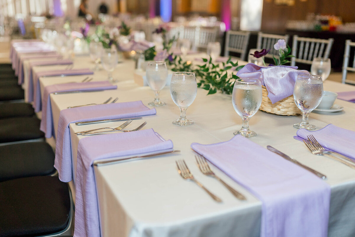 Eliana-Melmed-Photography-Chicago-LosAngeles-Jewish-WeddingPhotography-ElianaSklar-VenueDetails-00038