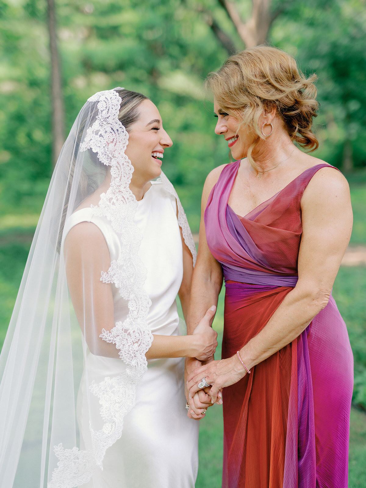 NicoleChase-Wedding-featherandtwine-352-FineArt-Film-Texas-WeddingPhotographer-RuétPhoto-