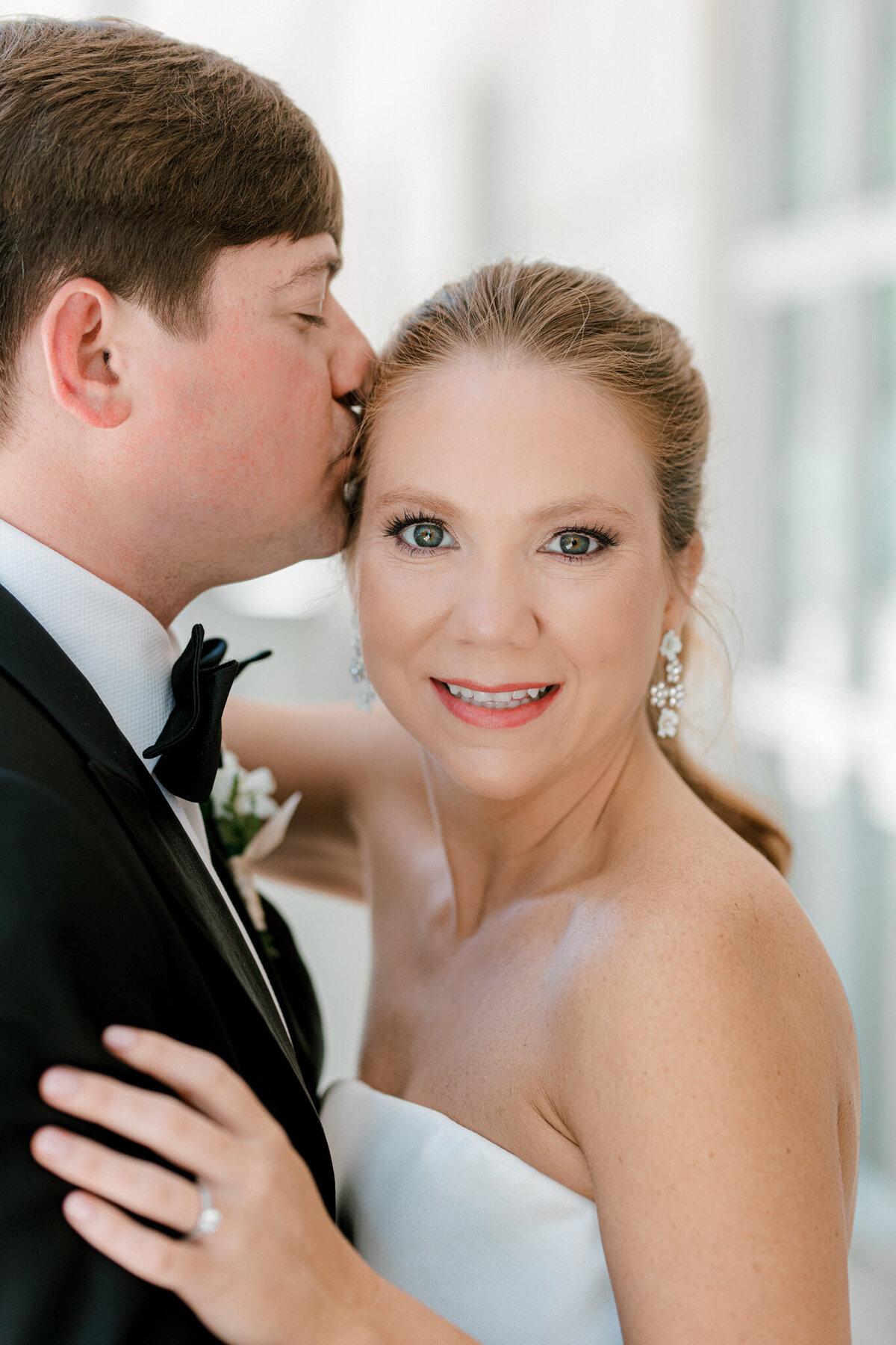 Hannah & Jason's Wedding at Hotel Crescent Court Club Perkins Chapel | Dallas Wedding Photographer | Sami Kathryn Photography-73
