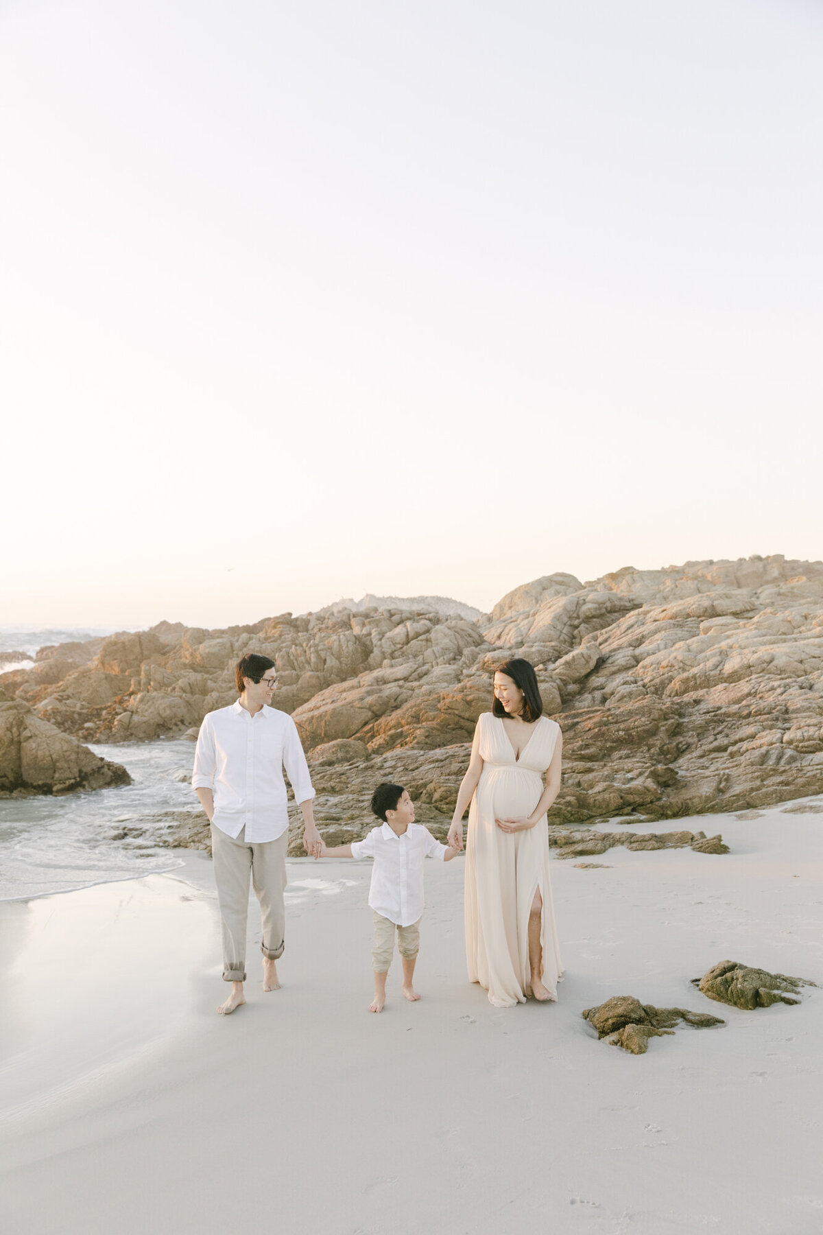 PERRUCCIPHOTO_PEBBLE_BEACH_FAMILY_MATERNITY_SESSION_82