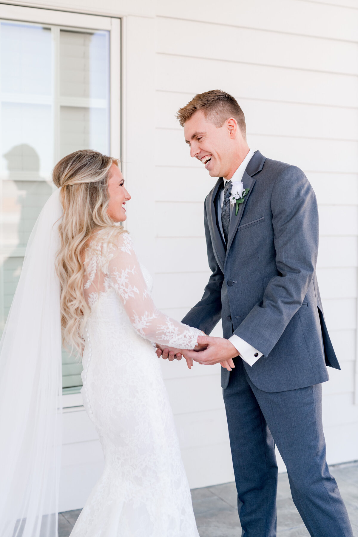 Wedding-Photographer-in-Carmel-Indiana