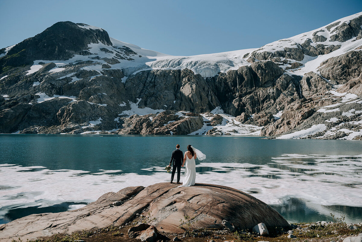Ron and Serena Whistler Heli Elopement11