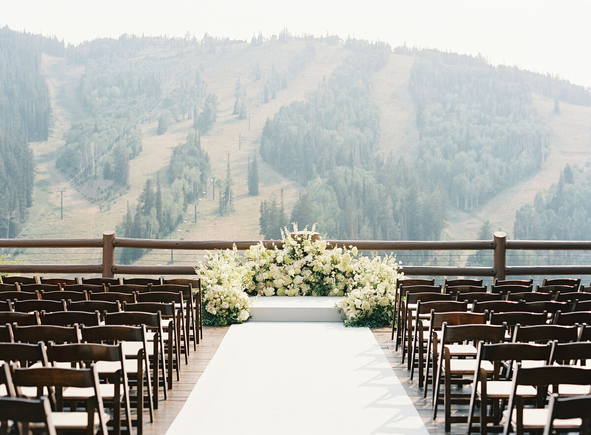 Mountain-Inspired-Wedding-at-Stein-Eriksen-Lodge-Deer-Valley-Utah-Details-58