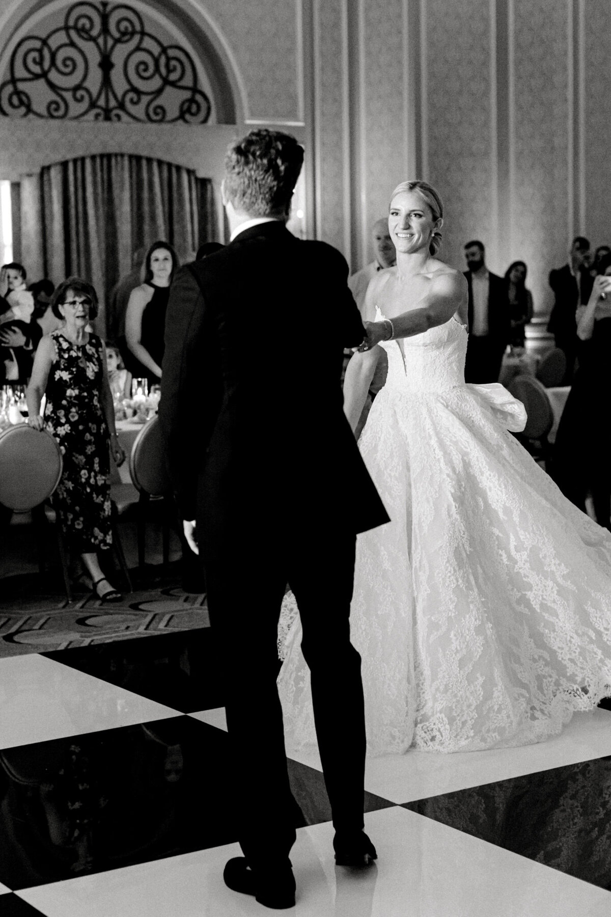 Katelyn & Kyle's Wedding at the Adolphus Hotel | Dallas Wedding Photographer | Sami Kathryn Photography-279