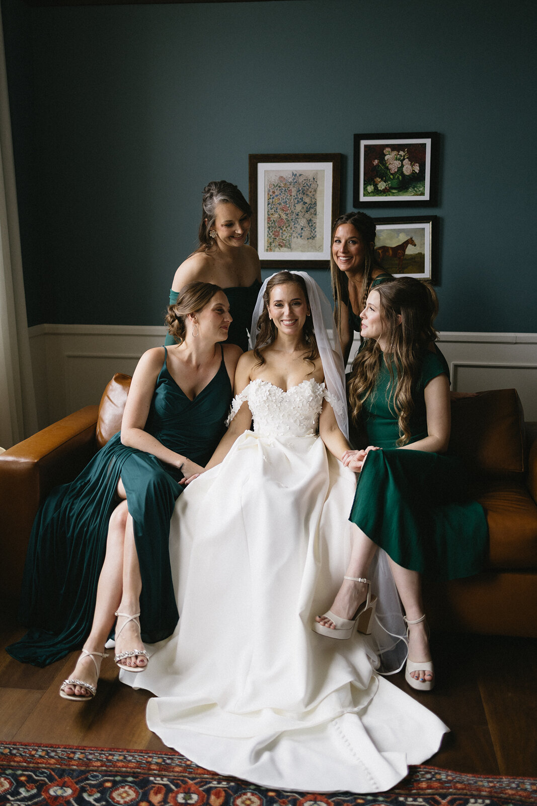 bridesmaids-getting-ready-whitney-detroit