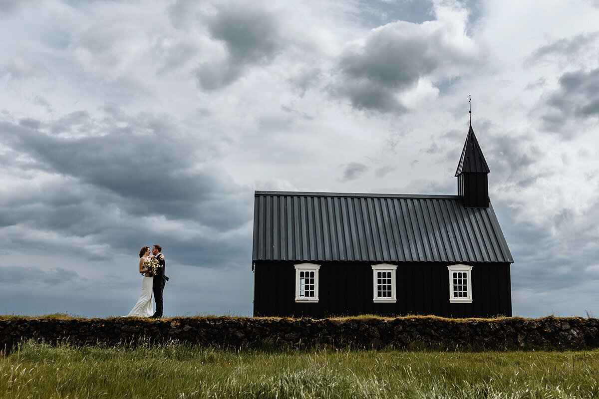 Best_Local_Iceland_Elopement_Photographer_and_Planner-300