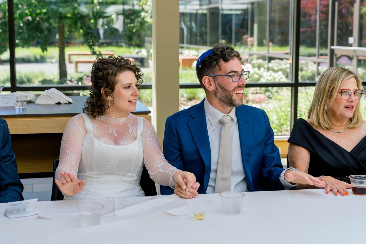 Eliana-Melmed-Photography-Chicago-LosAngeles-Jewish-WeddingPhotography-ShulaNoah-Tisch-00017