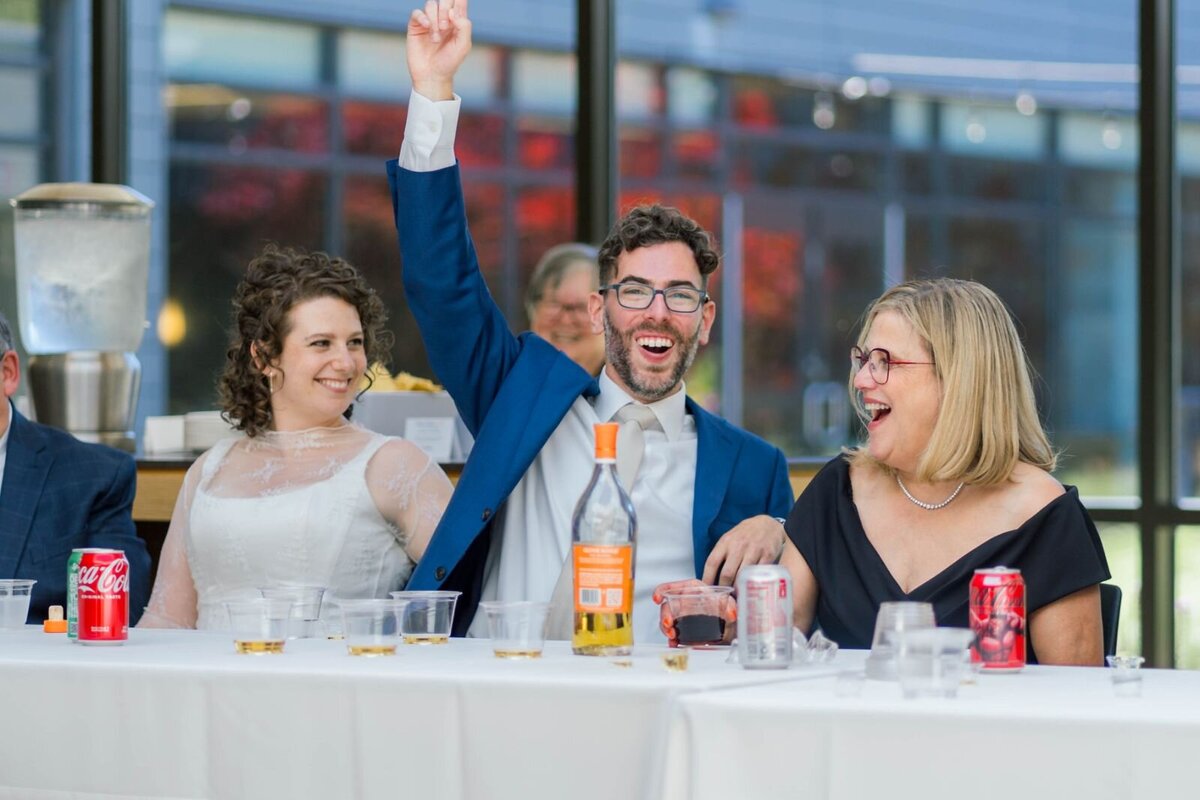 Eliana-Melmed-Photography-Chicago-LosAngeles-Jewish-WeddingPhotography-ShulaNoah-Tisch-00135