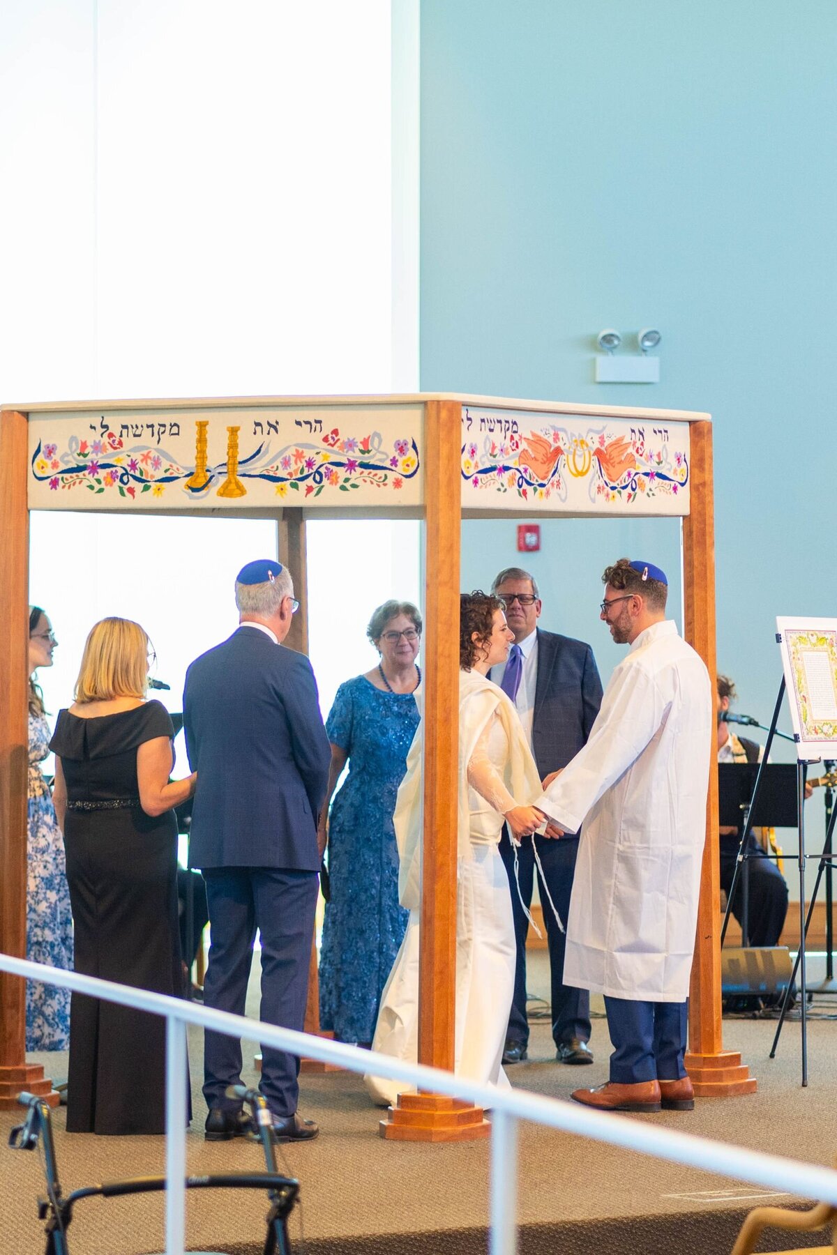 Eliana-Melmed-Photography-Chicago-LosAngeles-Jewish-WeddingPhotography-ShulaNoah-Chuppah-00276